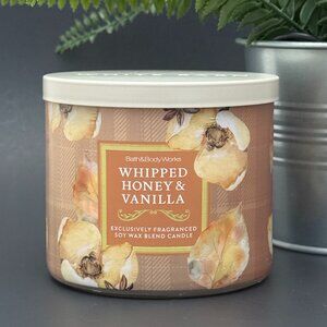 BBW Whipped Honey & Vanilla Bath & Body Works 3 Wick Candle